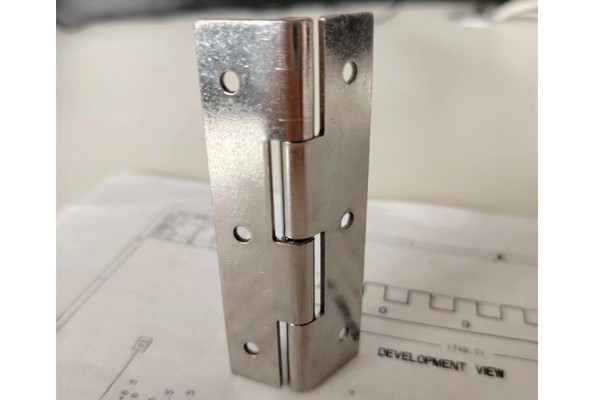 Automatic Closing Metal Hinges For Doors Of Public Buildings